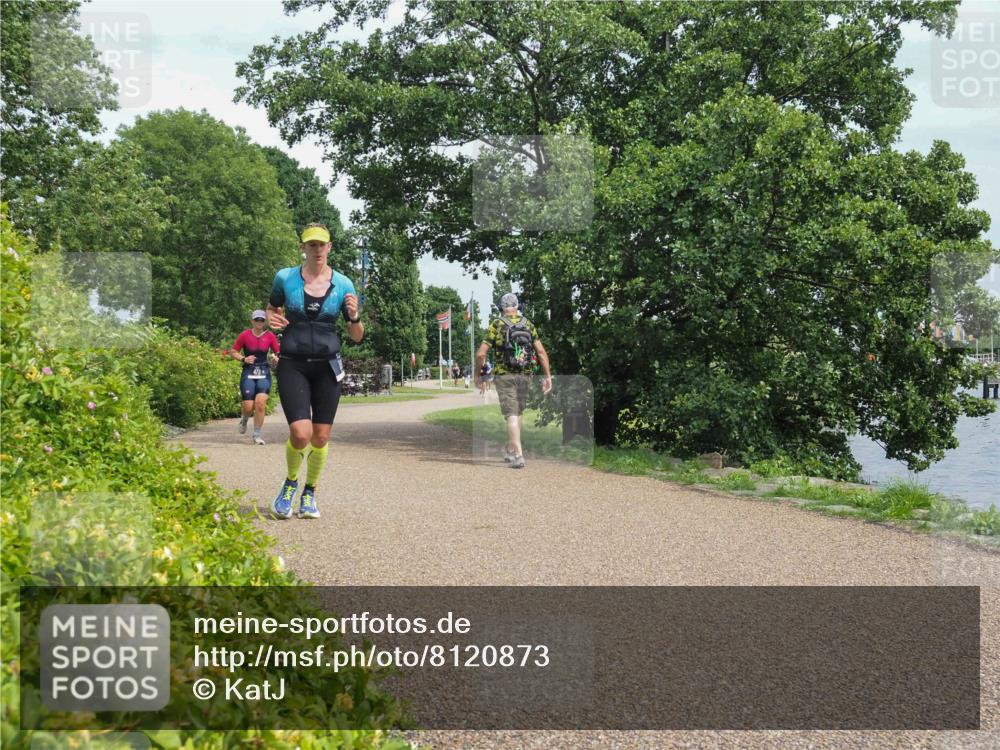 22.06.2025 - Viking Triathlon KatJ http://msf.ph/oto/8120873 22.06.2025 15:15:17 Laufen 136, 181, 283 meine-sportfotos.de