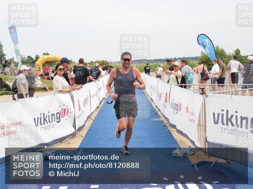 22.06.2025 - Viking Triathlon MichiJ http://msf.ph/oto/8120888 22.06.2025 15:12:29 Ziel 643 meine-sportfotos.de
