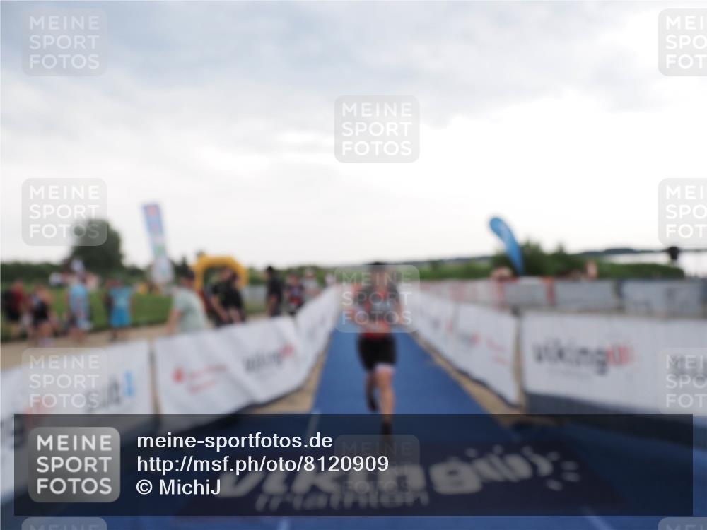 22.06.2025 - Viking Triathlon MichiJ http://msf.ph/oto/8120909 22.06.2025 16:31:43 Ziel 315 meine-sportfotos.de