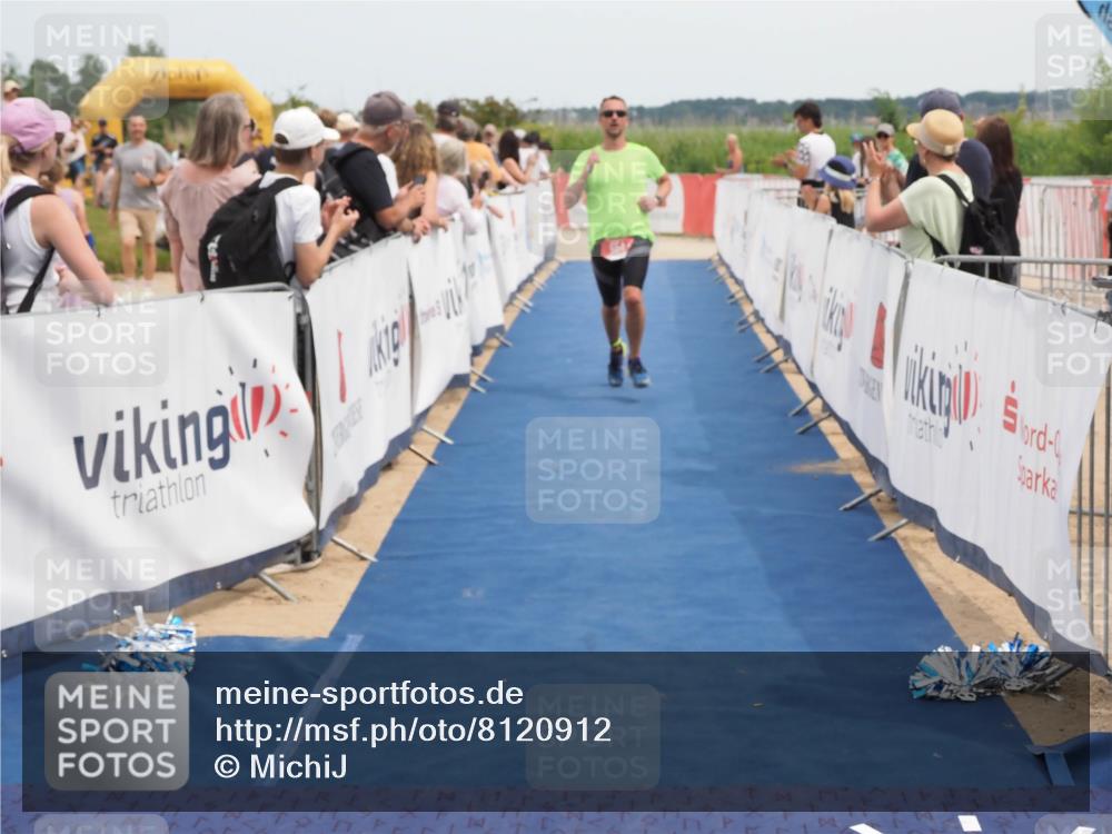 22.06.2025 - Viking Triathlon MichiJ http://msf.ph/oto/8120912 22.06.2025 14:59:26 Ziel 654 meine-sportfotos.de