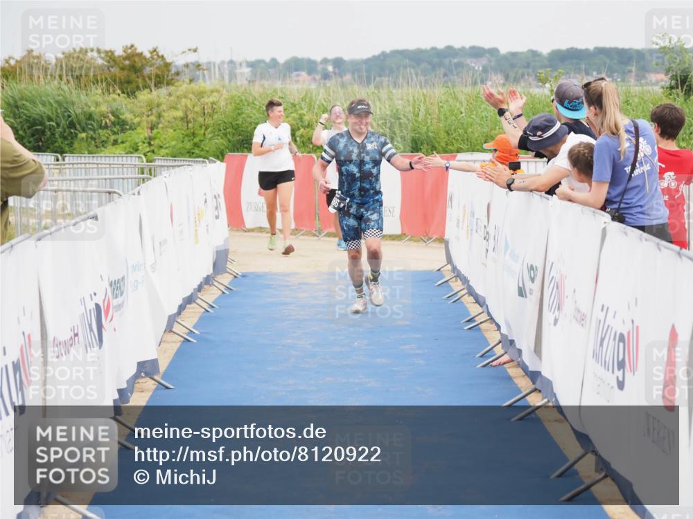 22.06.2025 - Viking Triathlon MichiJ http://msf.ph/oto/8120922 22.06.2025 17:04:43 Ziel 466 meine-sportfotos.de