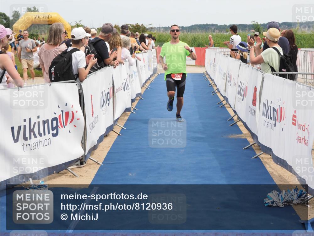 22.06.2025 - Viking Triathlon MichiJ http://msf.ph/oto/8120936 22.06.2025 14:59:27 Ziel 654 meine-sportfotos.de