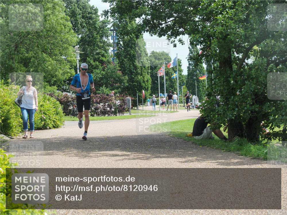 22.06.2025 - Viking Triathlon KatJ http://msf.ph/oto/8120946 22.06.2025 13:00:33 Laufen 237 meine-sportfotos.de