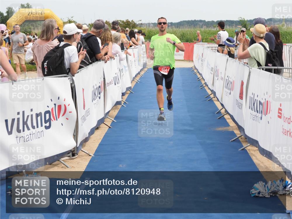 22.06.2025 - Viking Triathlon MichiJ http://msf.ph/oto/8120948 22.06.2025 14:59:27 Ziel 654 meine-sportfotos.de