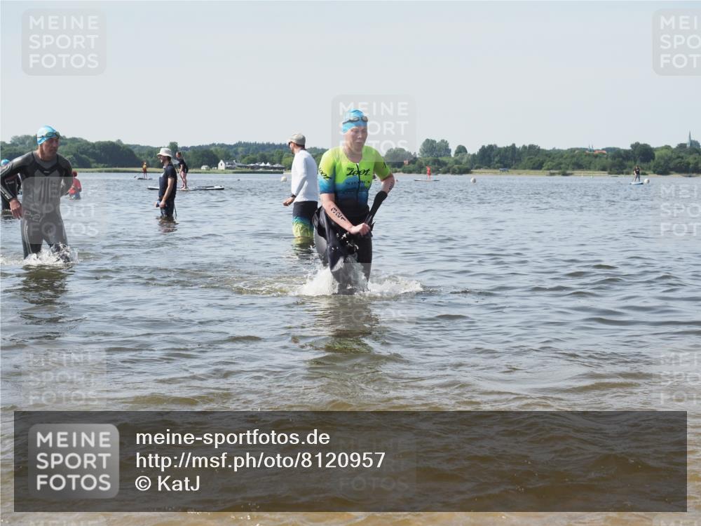 22.06.2025 - Viking Triathlon KatJ http://msf.ph/oto/8120957 22.06.2025 10:49:34 Schwimmen 256, 263, 321, 453 meine-sportfotos.de