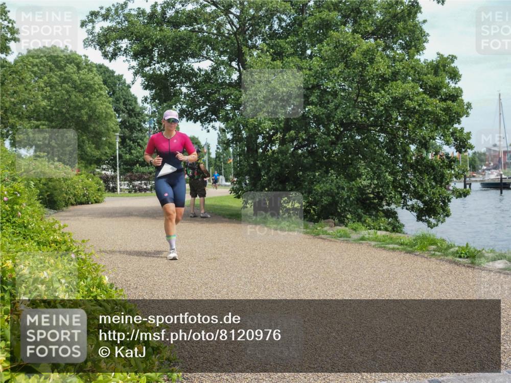 22.06.2025 - Viking Triathlon KatJ http://msf.ph/oto/8120976 22.06.2025 15:15:21 Laufen 181, 473 meine-sportfotos.de