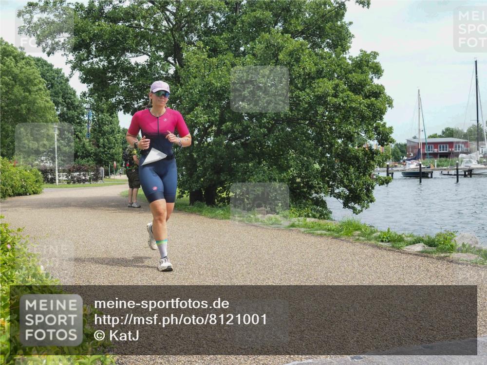 22.06.2025 - Viking Triathlon KatJ http://msf.ph/oto/8121001 22.06.2025 15:15:22 Laufen 473 meine-sportfotos.de