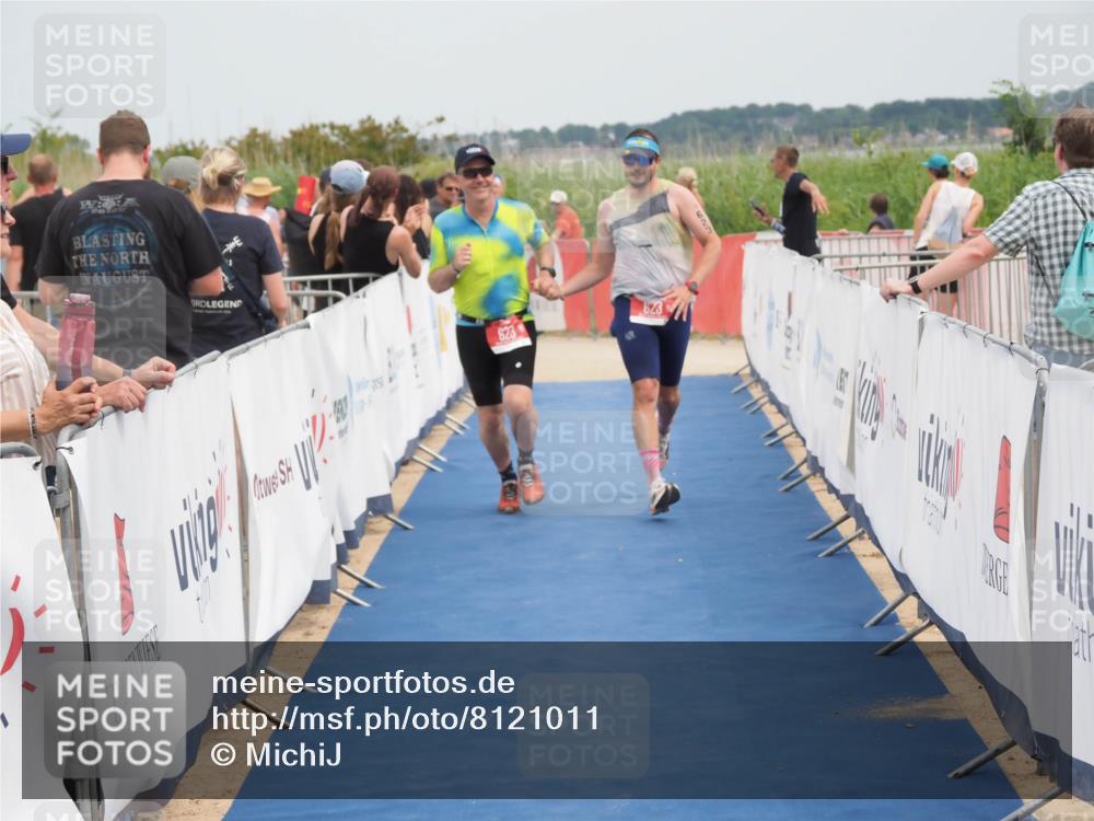 22.06.2025 - Viking Triathlon MichiJ http://msf.ph/oto/8121011 22.06.2025 15:13:05 Ziel 623 meine-sportfotos.de