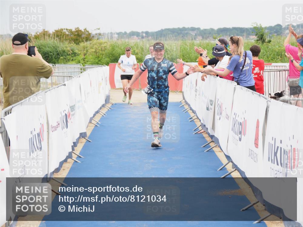 22.06.2025 - Viking Triathlon MichiJ http://msf.ph/oto/8121034 22.06.2025 17:04:45 Ziel 466, 656 meine-sportfotos.de