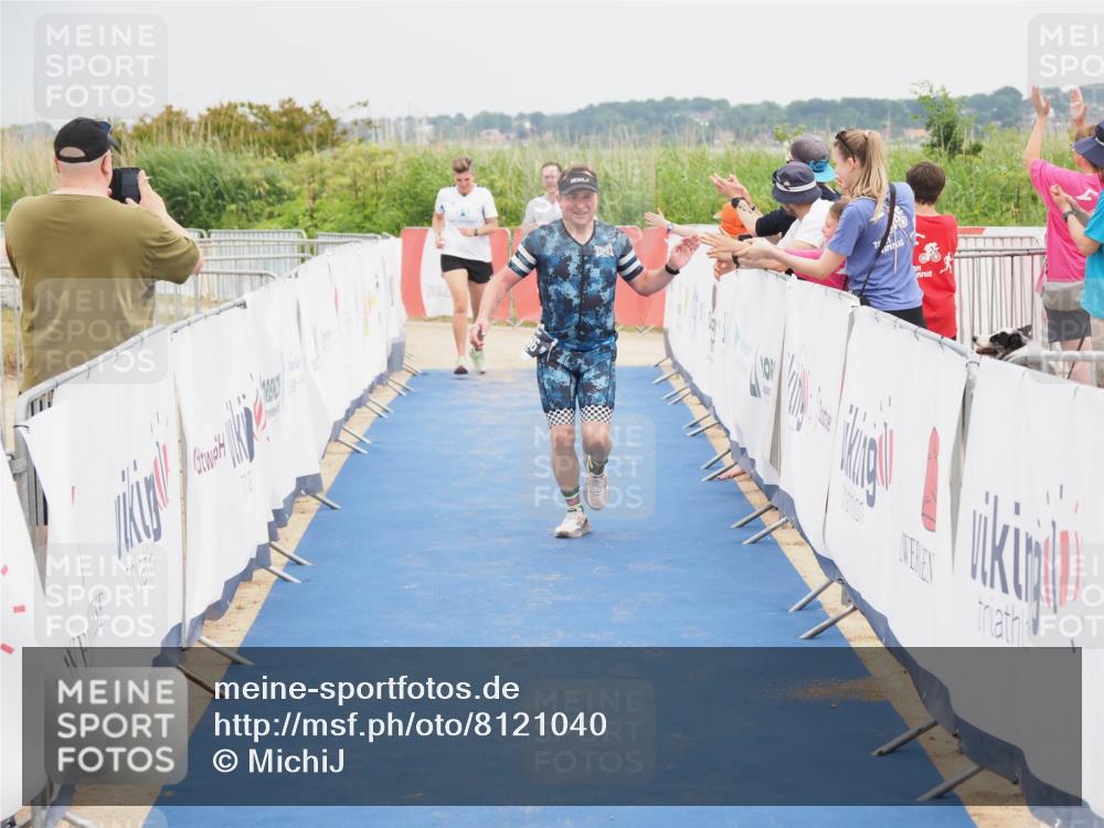 22.06.2025 - Viking Triathlon MichiJ http://msf.ph/oto/8121040 22.06.2025 17:04:45 Ziel 466, 656 meine-sportfotos.de