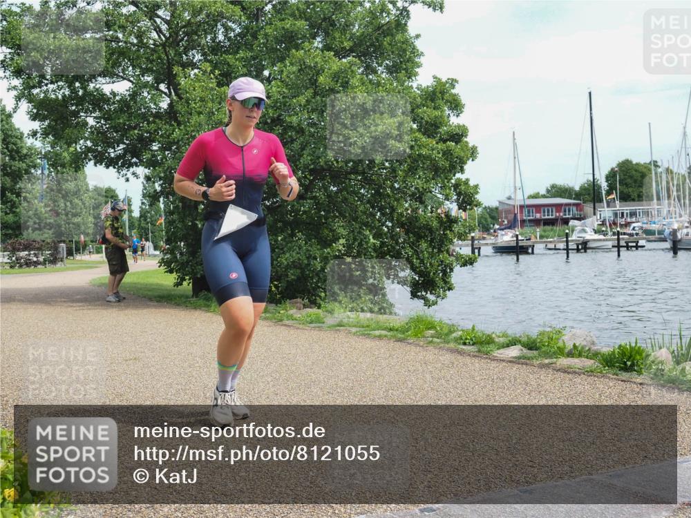 22.06.2025 - Viking Triathlon KatJ http://msf.ph/oto/8121055 22.06.2025 15:15:22 Laufen 473 meine-sportfotos.de