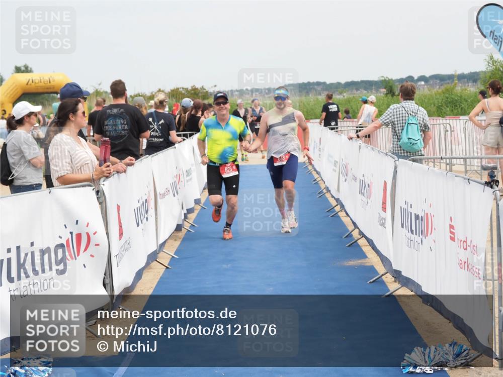 22.06.2025 - Viking Triathlon MichiJ http://msf.ph/oto/8121076 22.06.2025 15:13:06 Ziel 623 meine-sportfotos.de