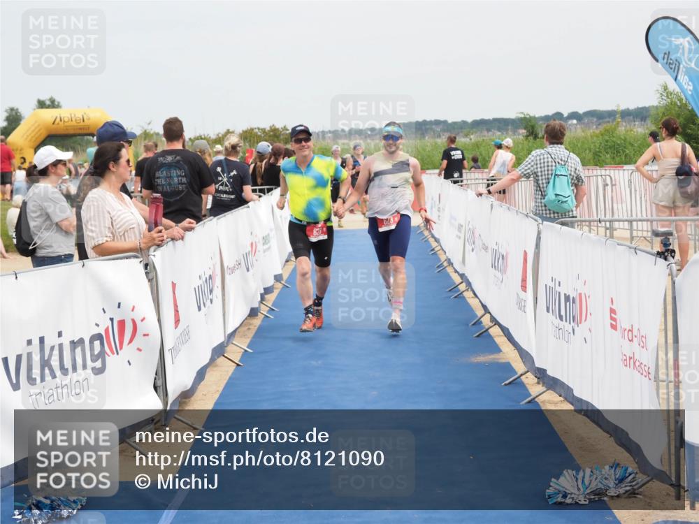 22.06.2025 - Viking Triathlon MichiJ http://msf.ph/oto/8121090 22.06.2025 15:13:06 Ziel 623 meine-sportfotos.de