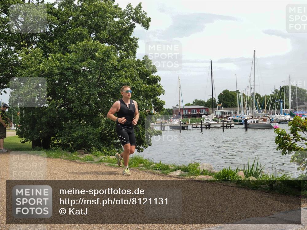 22.06.2025 - Viking Triathlon KatJ http://msf.ph/oto/8121131 22.06.2025 15:15:33 Laufen 535 meine-sportfotos.de