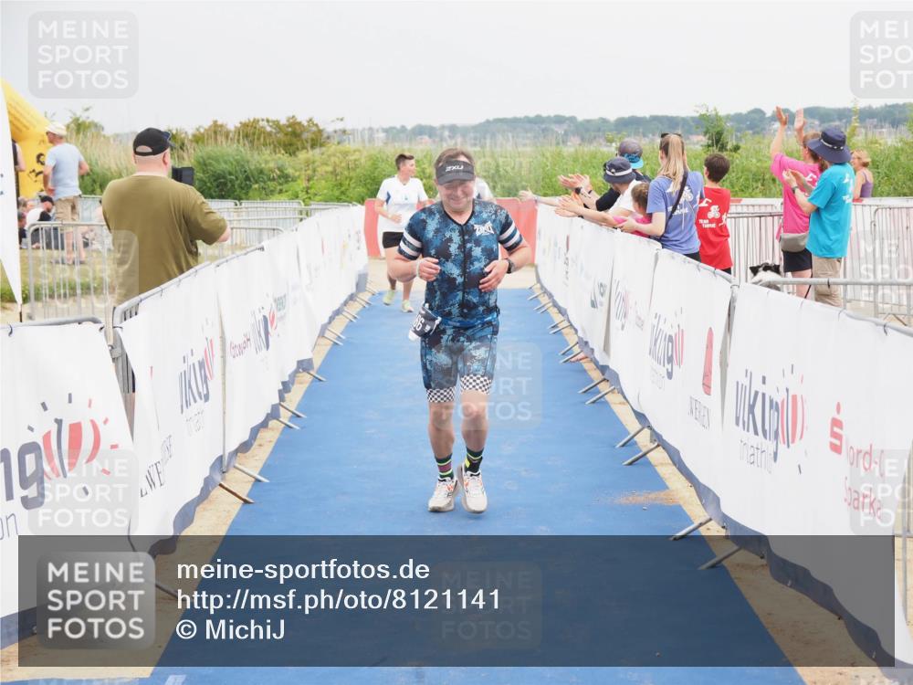 22.06.2025 - Viking Triathlon MichiJ http://msf.ph/oto/8121141 22.06.2025 17:04:46 Ziel 466, 656 meine-sportfotos.de