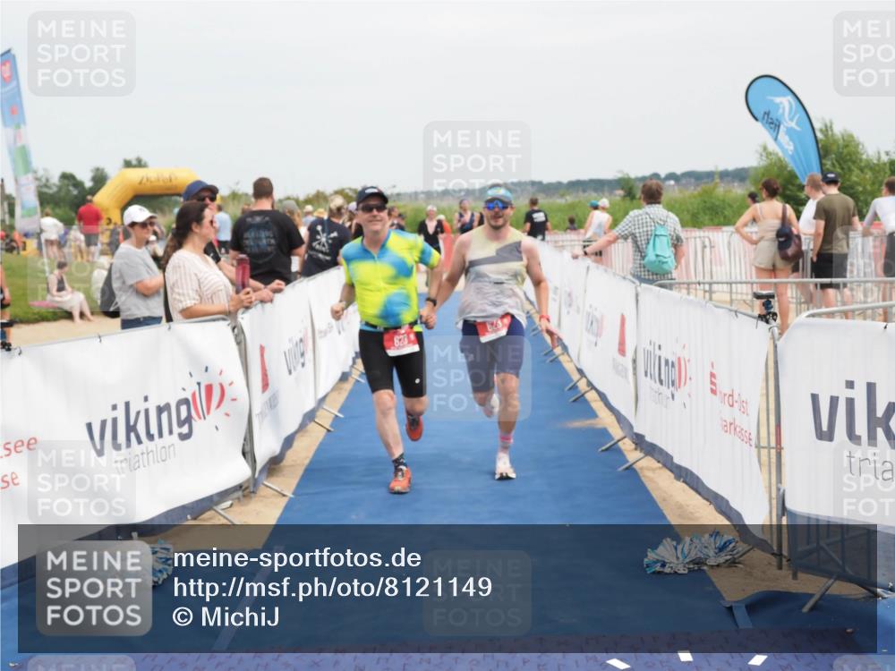 22.06.2025 - Viking Triathlon MichiJ http://msf.ph/oto/8121149 22.06.2025 15:13:07 Ziel 98, 337, 623 meine-sportfotos.de