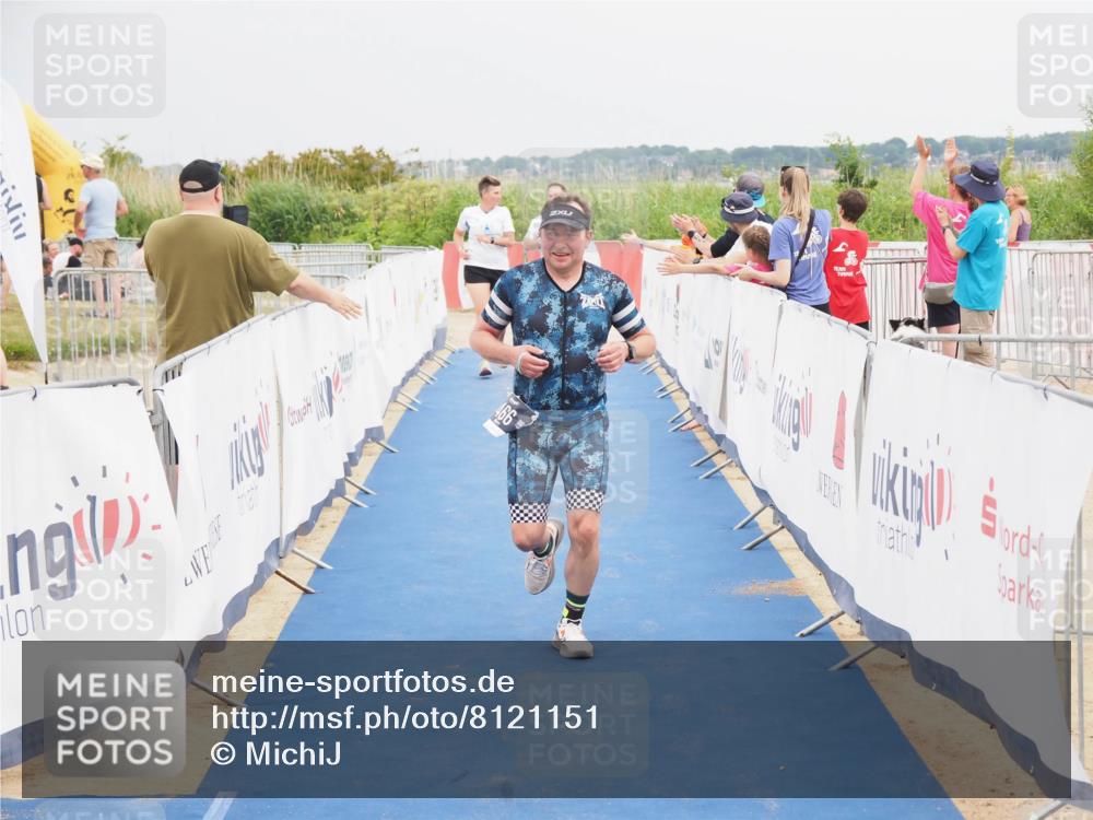 22.06.2025 - Viking Triathlon MichiJ http://msf.ph/oto/8121151 22.06.2025 17:04:46 Ziel 466, 656 meine-sportfotos.de