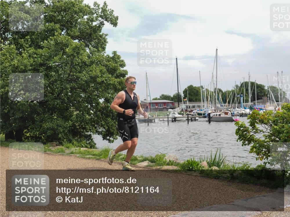 22.06.2025 - Viking Triathlon KatJ http://msf.ph/oto/8121164 22.06.2025 15:15:34 Laufen 535 meine-sportfotos.de