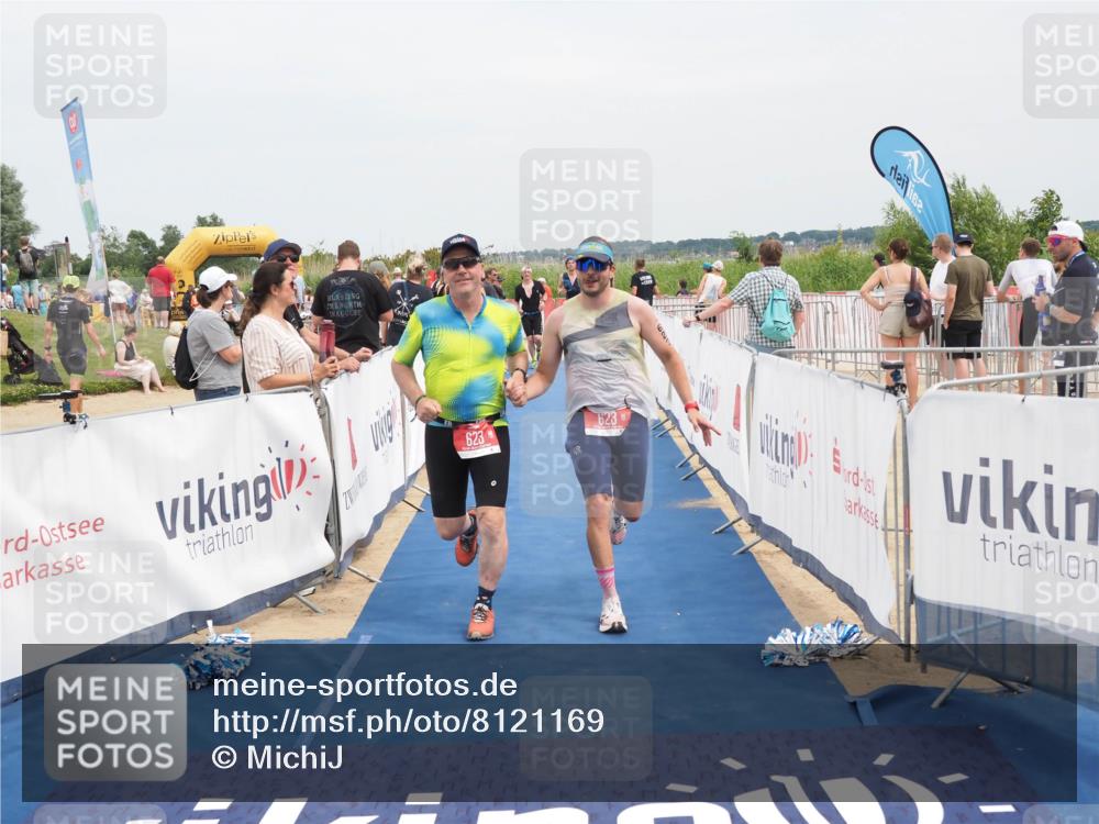 22.06.2025 - Viking Triathlon MichiJ http://msf.ph/oto/8121169 22.06.2025 15:13:08 Ziel 98, 337, 623 meine-sportfotos.de