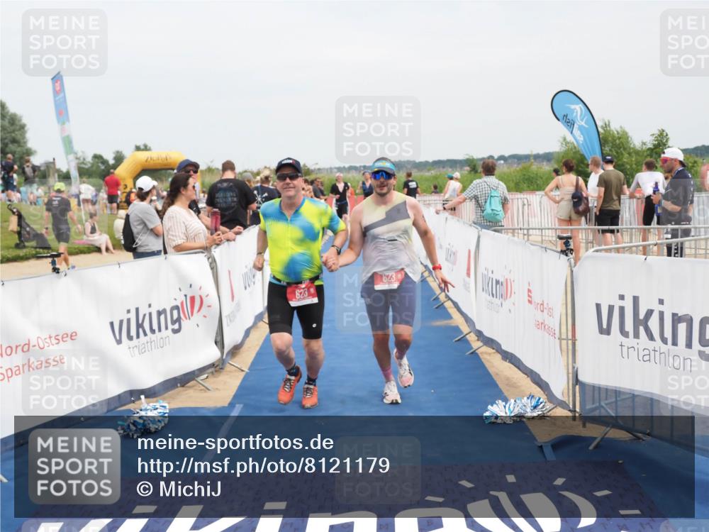 22.06.2025 - Viking Triathlon MichiJ http://msf.ph/oto/8121179 22.06.2025 15:13:08 Ziel 98, 337, 623 meine-sportfotos.de