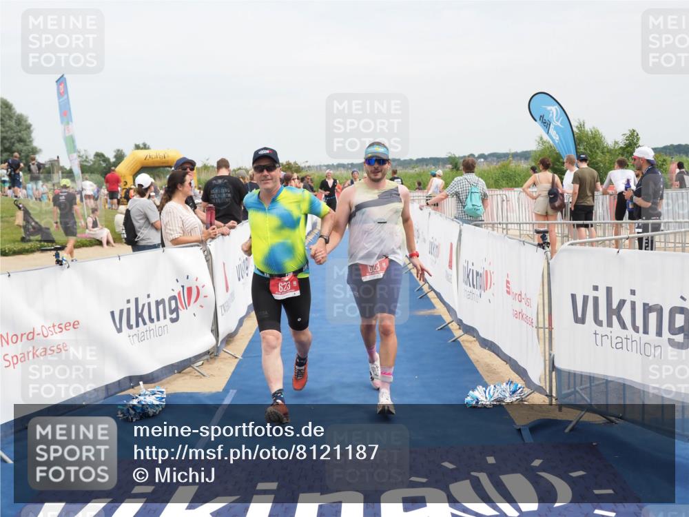 22.06.2025 - Viking Triathlon MichiJ http://msf.ph/oto/8121187 22.06.2025 15:13:08 Ziel 98, 337, 623 meine-sportfotos.de