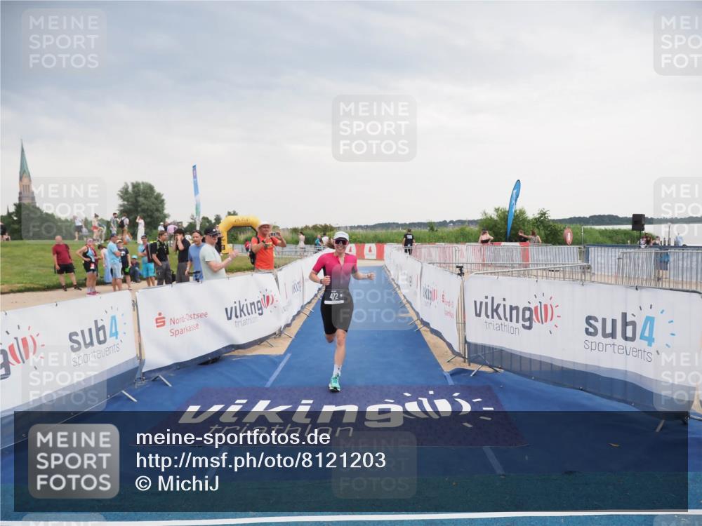 22.06.2025 - Viking Triathlon MichiJ http://msf.ph/oto/8121203 22.06.2025 16:35:32 Ziel 472 meine-sportfotos.de