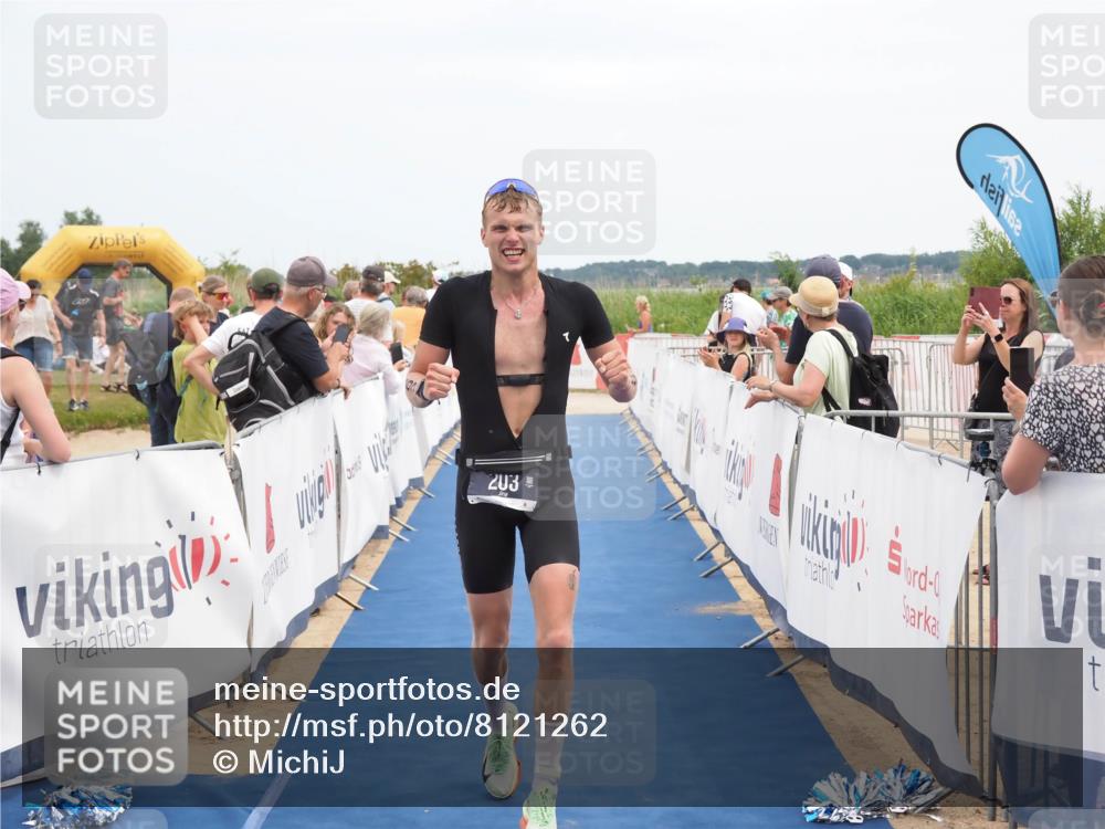 22.06.2025 - Viking Triathlon MichiJ http://msf.ph/oto/8121262 22.06.2025 14:59:47 Ziel 203 meine-sportfotos.de