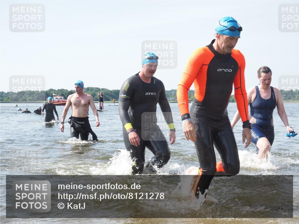 22.06.2025 - Viking Triathlon KatJ http://msf.ph/oto/8121278 22.06.2025 10:50:04 Schwimmen 69, 97, 140, 270, 273, 356 meine-sportfotos.de
