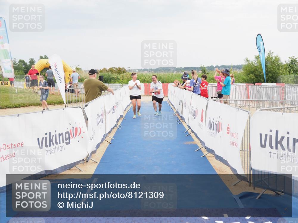 22.06.2025 - Viking Triathlon MichiJ http://msf.ph/oto/8121309 22.06.2025 17:04:49 Ziel 466, 656 meine-sportfotos.de