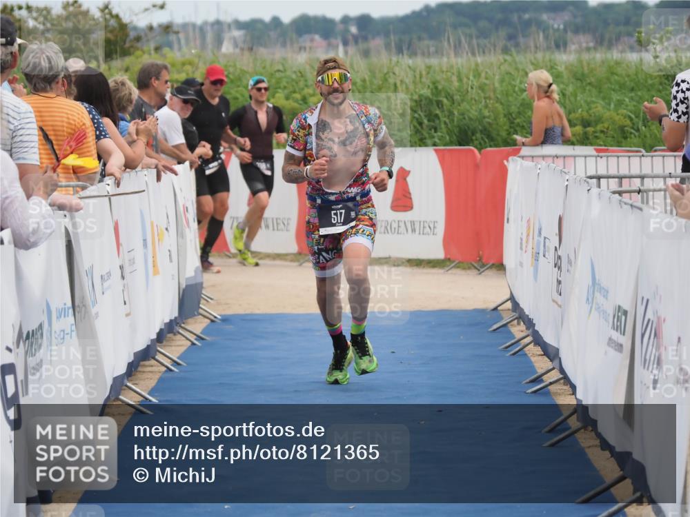 22.06.2025 - Viking Triathlon MichiJ http://msf.ph/oto/8121365 22.06.2025 15:00:02 Ziel 517 meine-sportfotos.de