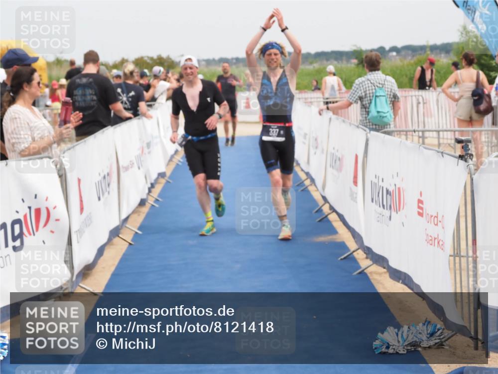 22.06.2025 - Viking Triathlon MichiJ http://msf.ph/oto/8121418 22.06.2025 15:13:12 Ziel 98, 337, 395, 415, 623 meine-sportfotos.de
