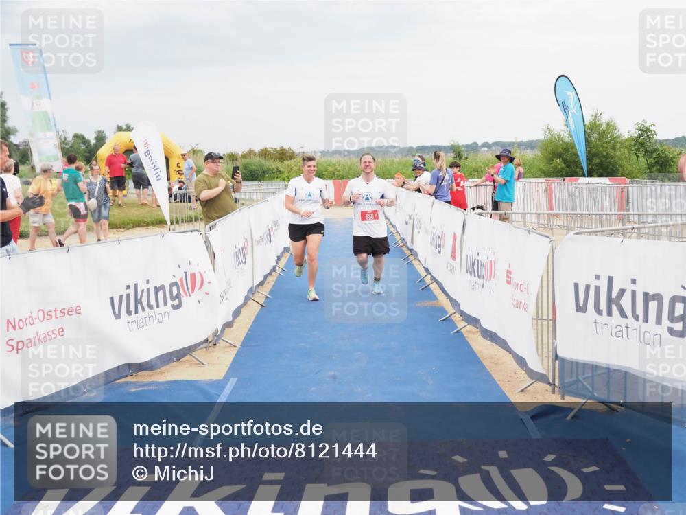 22.06.2025 - Viking Triathlon MichiJ http://msf.ph/oto/8121444 22.06.2025 17:04:51 Ziel 466, 656 meine-sportfotos.de