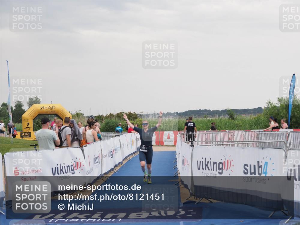22.06.2025 - Viking Triathlon MichiJ http://msf.ph/oto/8121451 22.06.2025 16:36:21 Ziel 244 meine-sportfotos.de