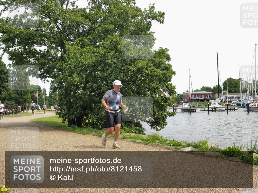 22.06.2025 - Viking Triathlon KatJ http://msf.ph/oto/8121458 22.06.2025 15:16:04 Laufen 454 meine-sportfotos.de