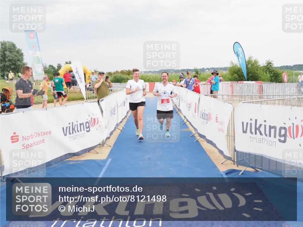 22.06.2025 - Viking Triathlon MichiJ http://msf.ph/oto/8121498 22.06.2025 17:04:51 Ziel 466, 656 meine-sportfotos.de