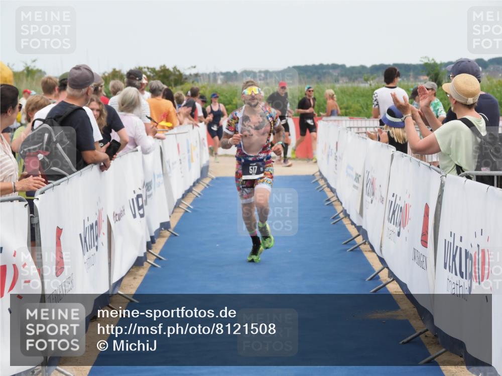 22.06.2025 - Viking Triathlon MichiJ http://msf.ph/oto/8121508 22.06.2025 15:00:04 Ziel 517 meine-sportfotos.de