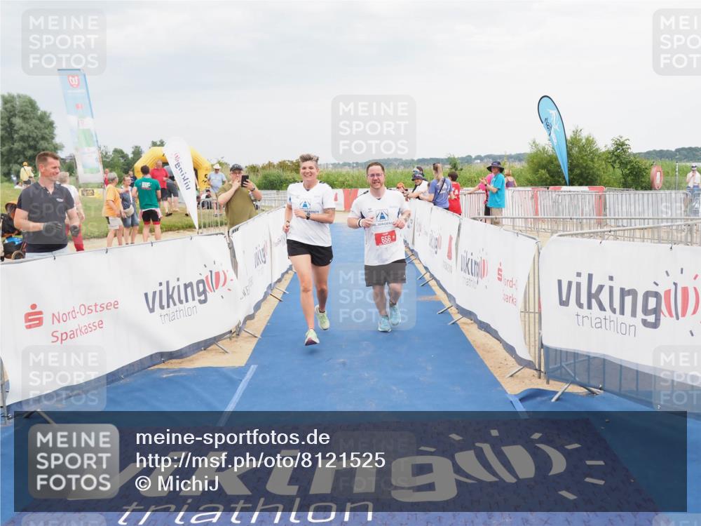 22.06.2025 - Viking Triathlon MichiJ http://msf.ph/oto/8121525 22.06.2025 17:04:52 Ziel 466, 656 meine-sportfotos.de