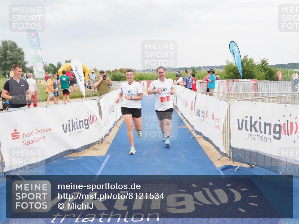 22.06.2025 - Viking Triathlon MichiJ http://msf.ph/oto/8121534 22.06.2025 17:04:52 Ziel 466, 656 meine-sportfotos.de