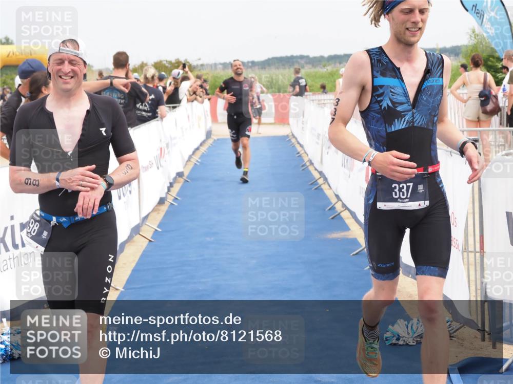 22.06.2025 - Viking Triathlon MichiJ http://msf.ph/oto/8121568 22.06.2025 15:13:14 Ziel 98, 228, 337, 395, 415 meine-sportfotos.de