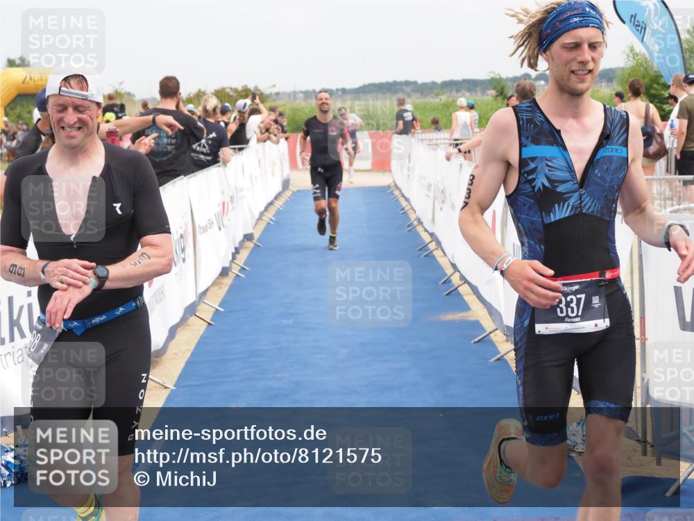 22.06.2025 - Viking Triathlon MichiJ http://msf.ph/oto/8121575 22.06.2025 15:13:14 Ziel 98, 228, 337, 395, 415 meine-sportfotos.de