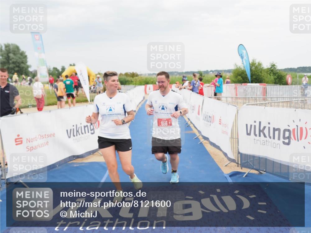 22.06.2025 - Viking Triathlon MichiJ http://msf.ph/oto/8121600 22.06.2025 17:04:53 Ziel 466, 656 meine-sportfotos.de