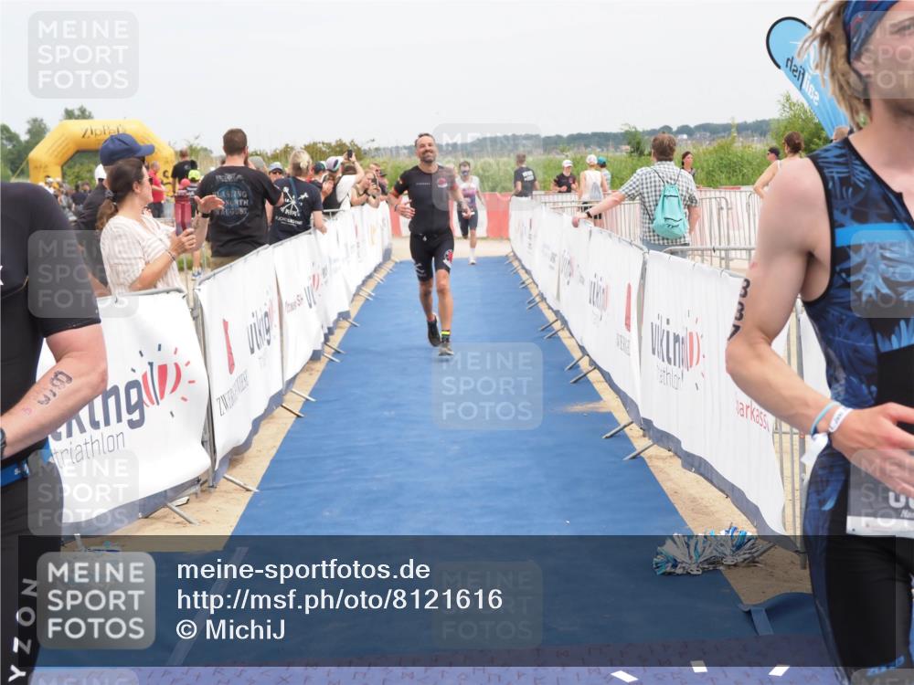 22.06.2025 - Viking Triathlon MichiJ http://msf.ph/oto/8121616 22.06.2025 15:13:15 Ziel 98, 228, 337, 395, 415 meine-sportfotos.de