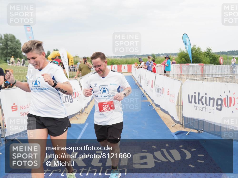 22.06.2025 - Viking Triathlon MichiJ http://msf.ph/oto/8121660 22.06.2025 17:04:53 Ziel 466, 656 meine-sportfotos.de