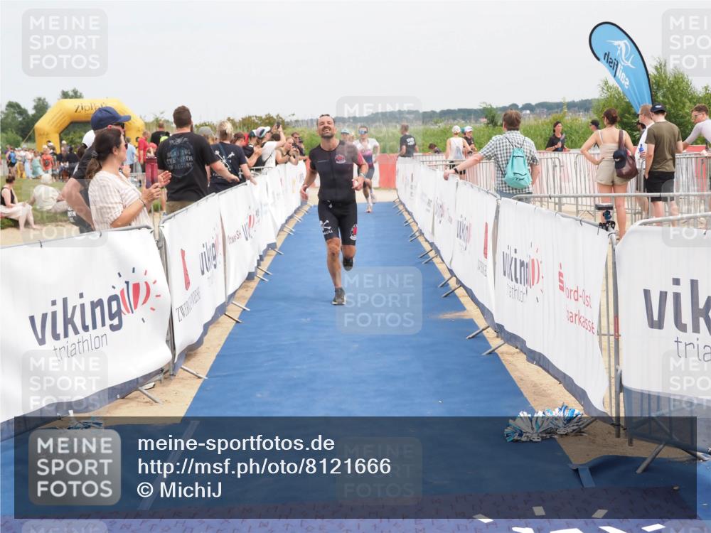 22.06.2025 - Viking Triathlon MichiJ http://msf.ph/oto/8121666 22.06.2025 15:13:15 Ziel 98, 228, 337, 395, 415 meine-sportfotos.de
