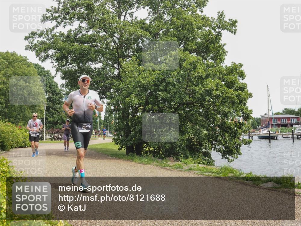 22.06.2025 - Viking Triathlon KatJ http://msf.ph/oto/8121688 22.06.2025 15:16:17 Laufen 241, 254, 656 meine-sportfotos.de