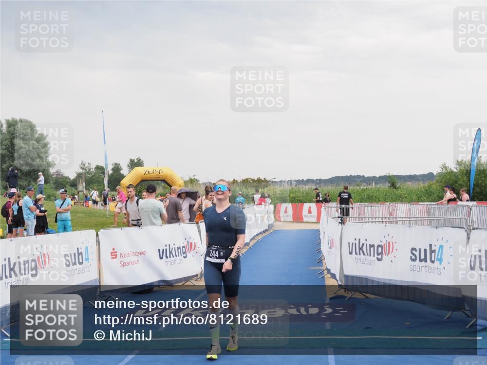 22.06.2025 - Viking Triathlon MichiJ http://msf.ph/oto/8121689 22.06.2025 16:36:23 Ziel 244 meine-sportfotos.de