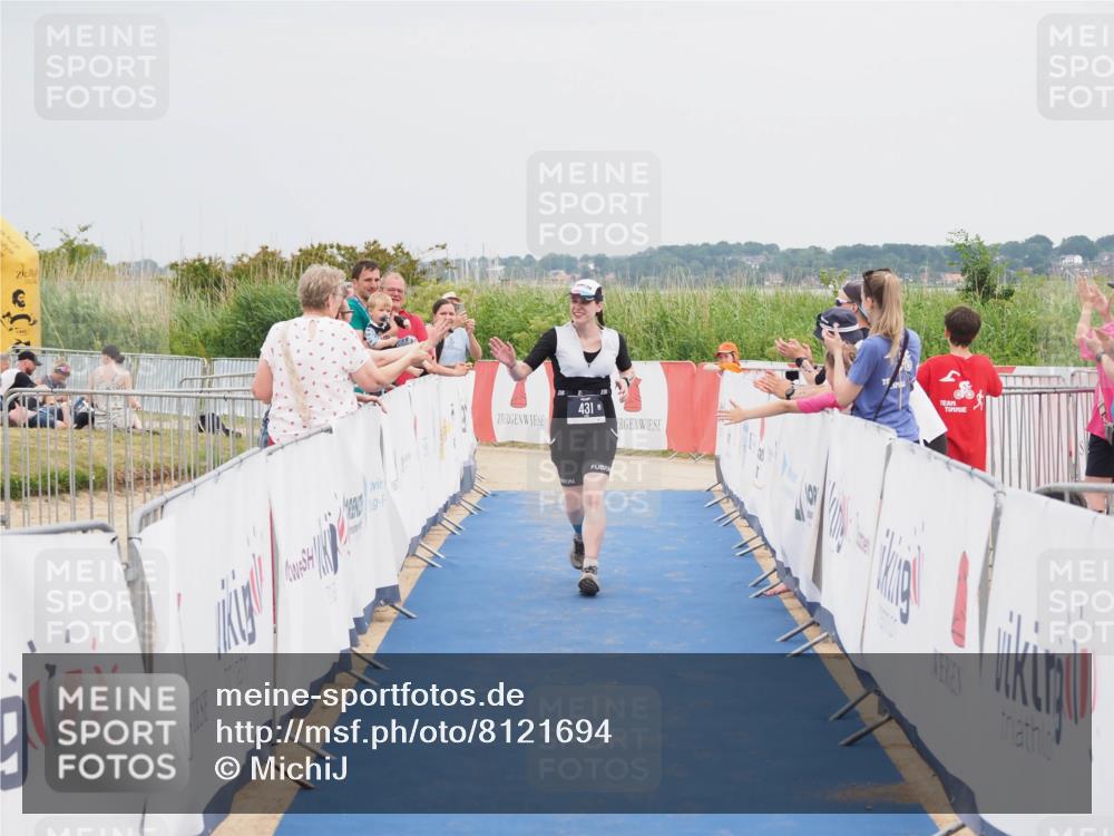 22.06.2025 - Viking Triathlon MichiJ http://msf.ph/oto/8121694 22.06.2025 17:05:41 Ziel 431 meine-sportfotos.de