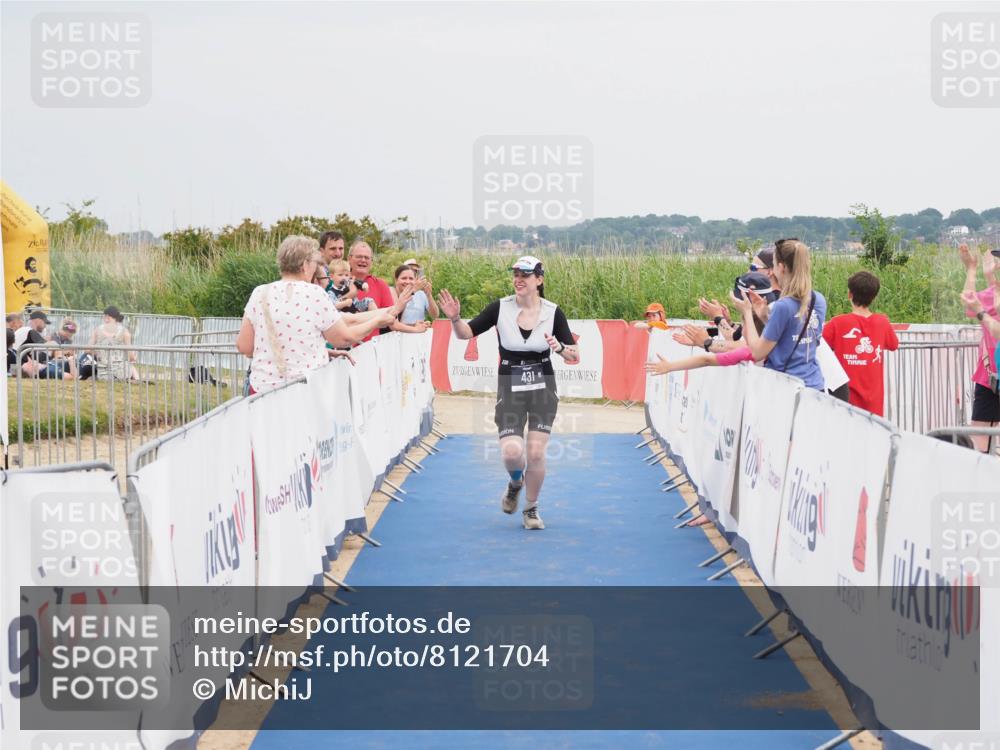 22.06.2025 - Viking Triathlon MichiJ http://msf.ph/oto/8121704 22.06.2025 17:05:41 Ziel 431 meine-sportfotos.de