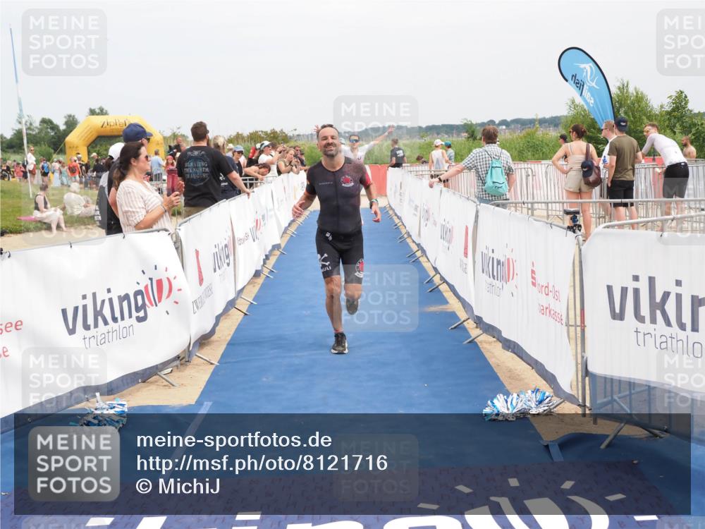 22.06.2025 - Viking Triathlon MichiJ http://msf.ph/oto/8121716 22.06.2025 15:13:16 Ziel 98, 228, 337, 395, 415 meine-sportfotos.de