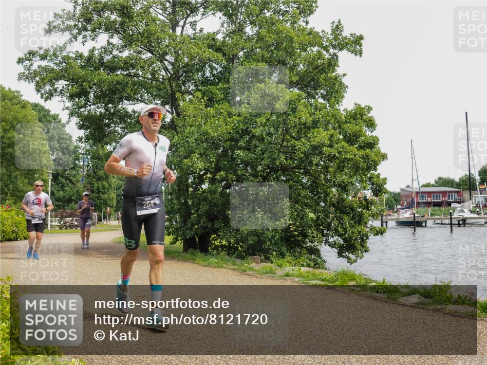 22.06.2025 - Viking Triathlon KatJ http://msf.ph/oto/8121720 22.06.2025 15:16:17 Laufen 241, 254, 656 meine-sportfotos.de